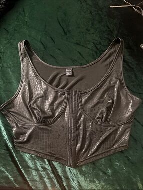 SHEIN Black Faux Croc Corset Crop Tank
